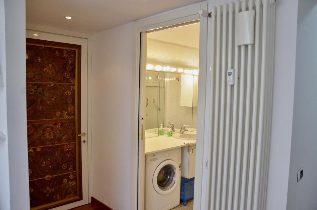 New Renovated Apartment With Balcony Porta Romana Mediolan Zewnętrze zdjęcie