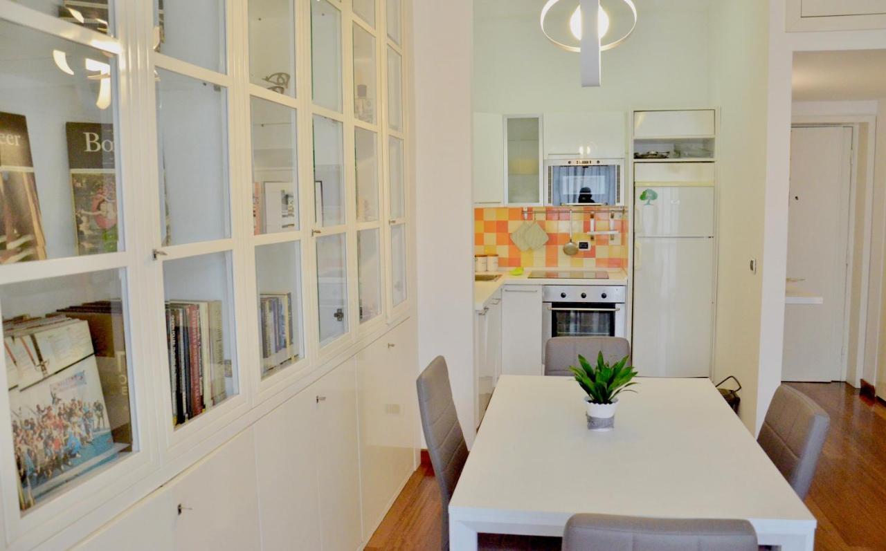 New Renovated Apartment With Balcony Porta Romana Mediolan Zewnętrze zdjęcie