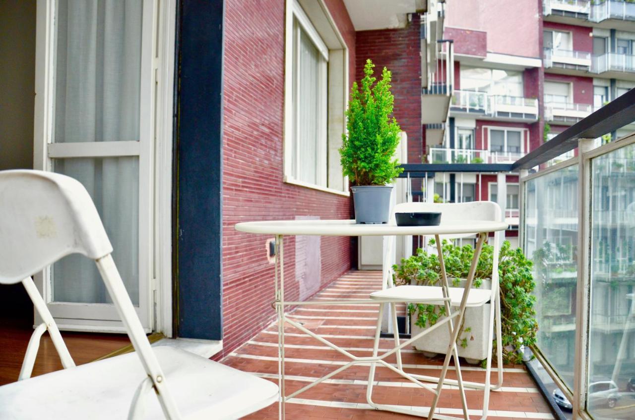 New Renovated Apartment With Balcony Porta Romana Mediolan Zewnętrze zdjęcie